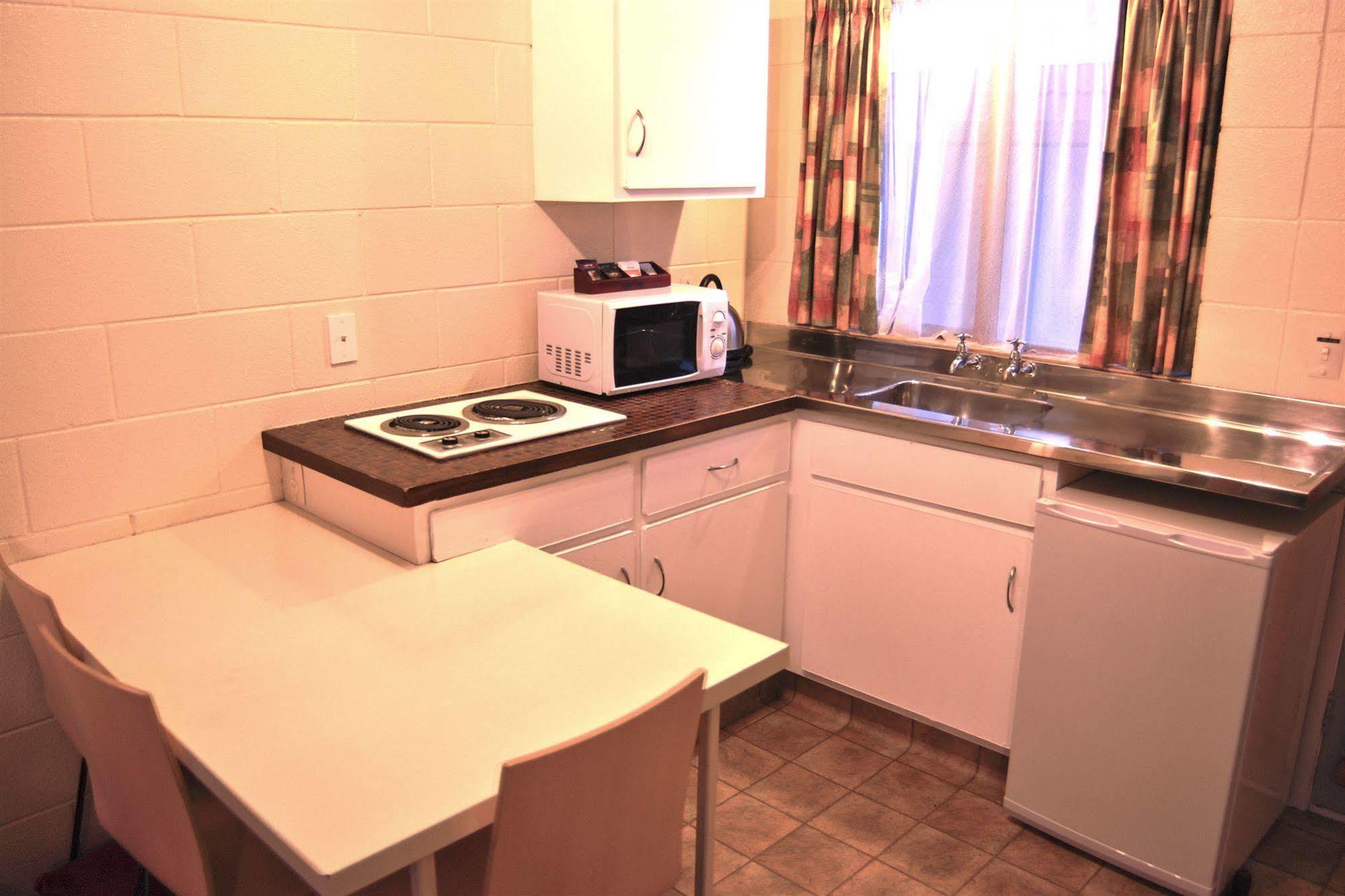 Barcelona Motel Taupo Luaran gambar